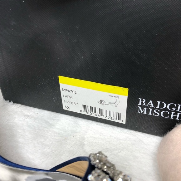 Badgley  Mischka Lara Embellished Kitten-Heel Sandals NEW 5.5 Navy Satin - Picture 4 of 8